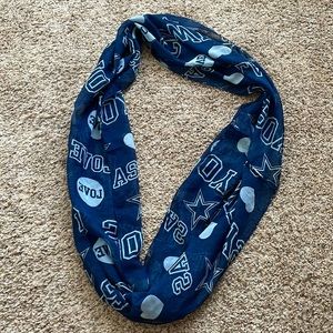 Dallas Cowboys Infinity Scarf